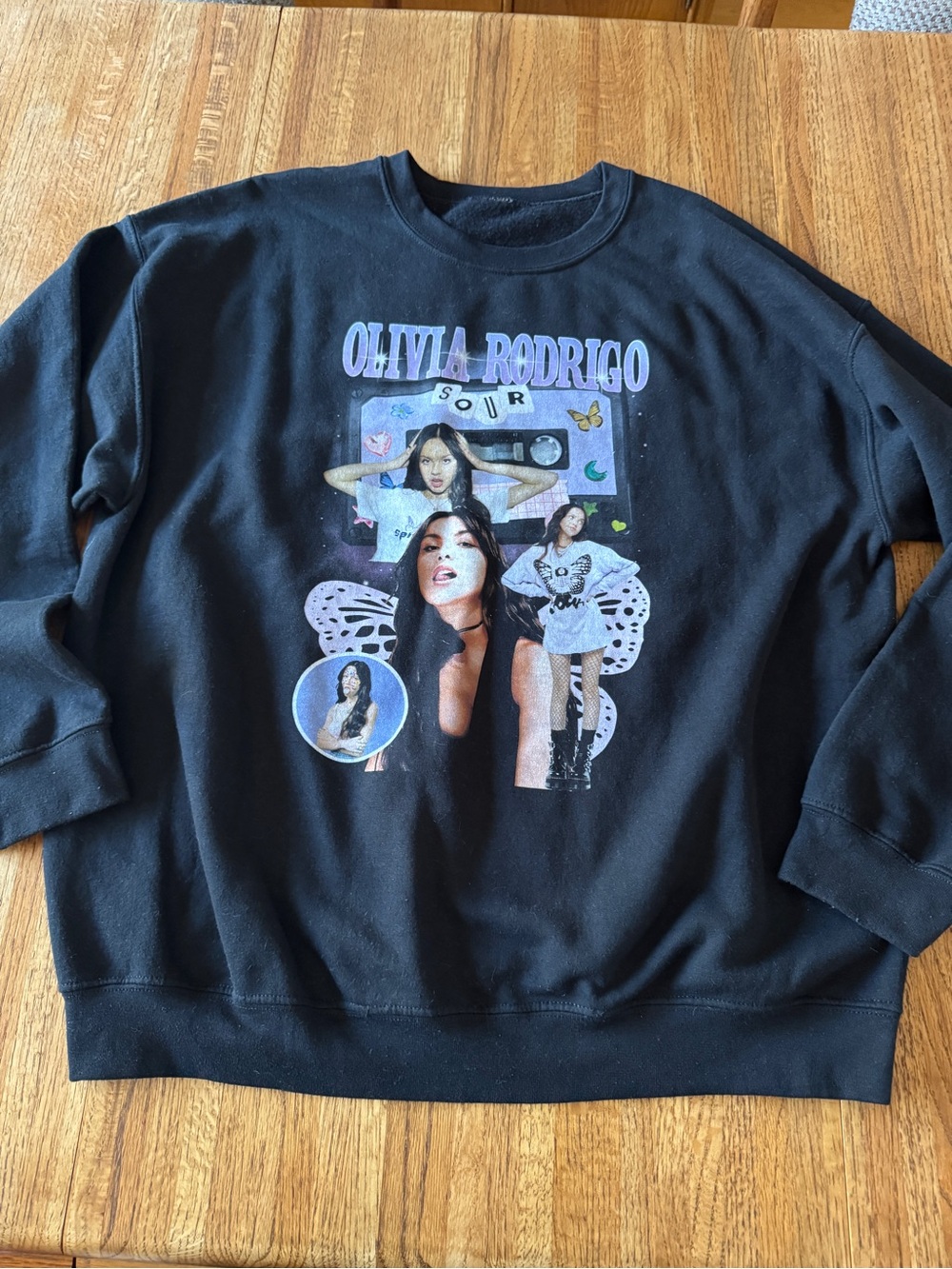 Olivia Rodrigo Sour Graphic Crewneck Sweatshirt | Oversized Vintage Style, L/XL
